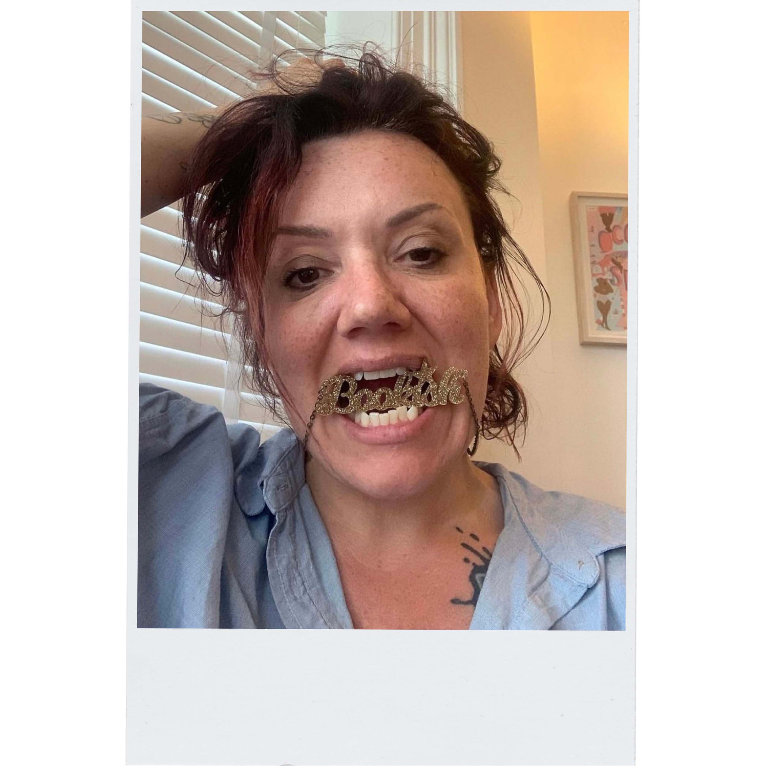 Bookish necklace in gold glitter, as worn by the Persisterhood! The struggle is real.